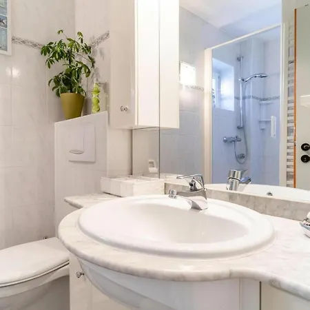 アパート Ferienwohnung, ビューズム